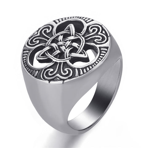 Trinity Knot Ring