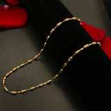 Giuli knot necklace